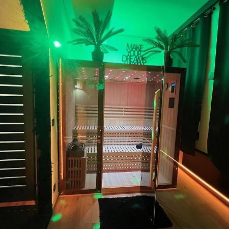 Aux Secrets De Lora, Chambre De Charme Vip Verviers Exterior foto