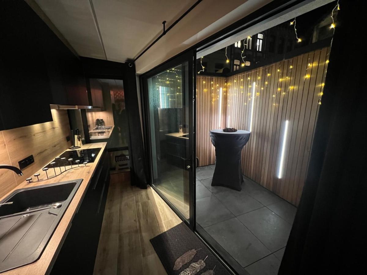 Aux Secrets De Lora, Chambre De Charme Vip Verviers Exterior foto