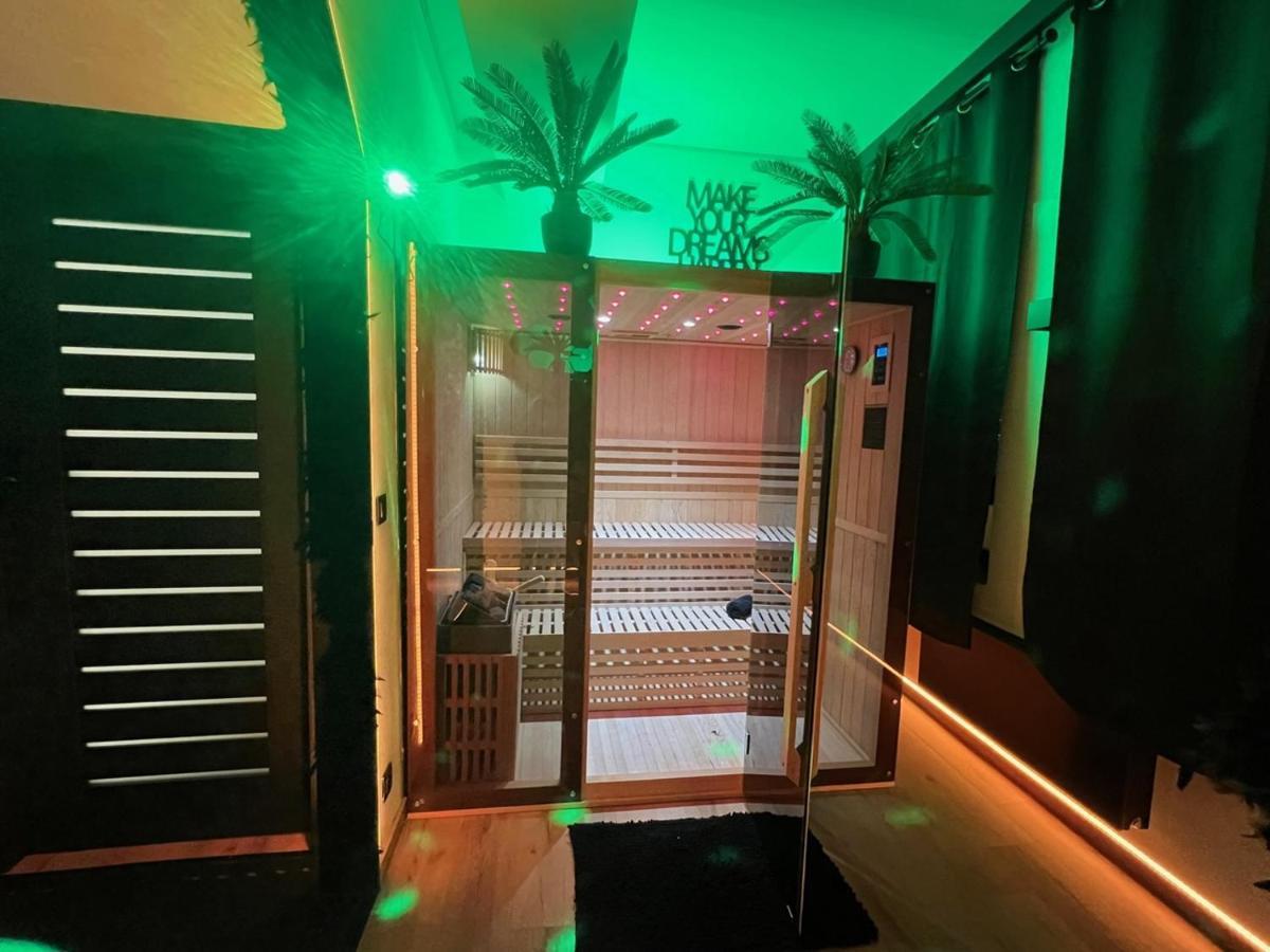 Aux Secrets De Lora, Chambre De Charme Vip Verviers Exterior foto